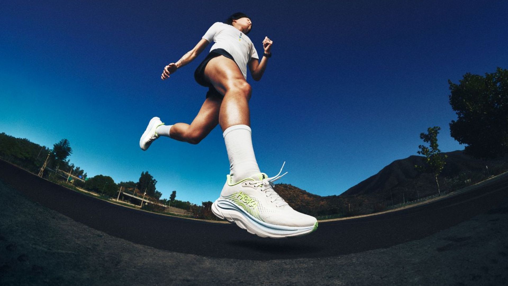 Así son las nuevas Hoka Clifton 11 4