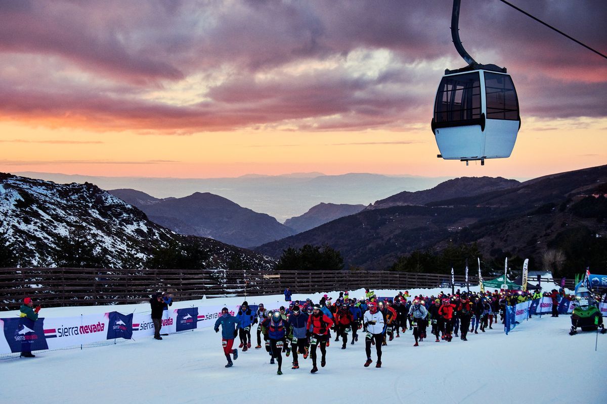 La espectacular salida del Snow Running. Fotos: Niccolo Guasti 