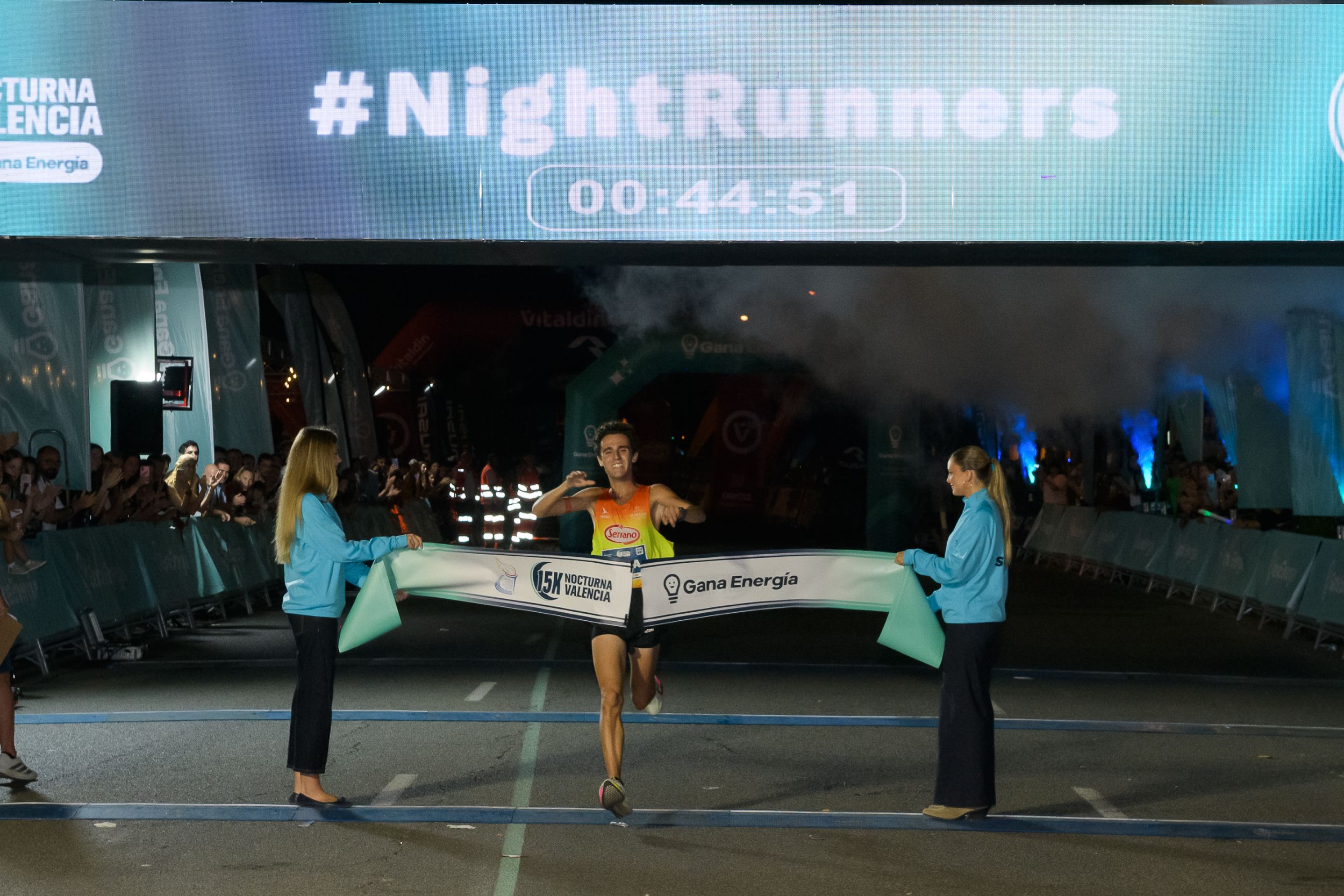 Pablo Alba, campeón de la 15K Nocturna Valencia Gana Energía 2026