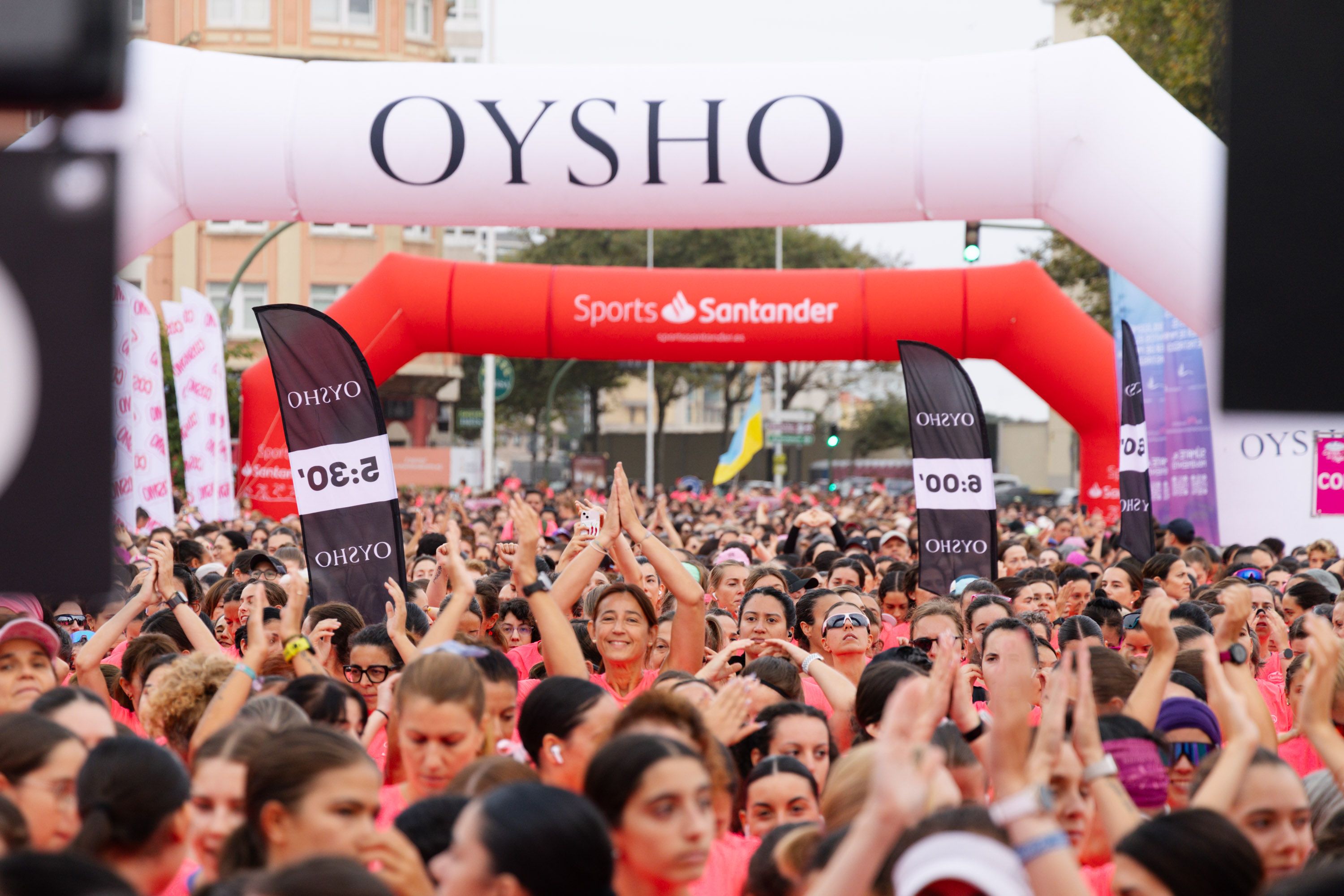 Las mejores fotos de la Carrera de la Mujer Central Lechera Asturiana de A Coruña. 71