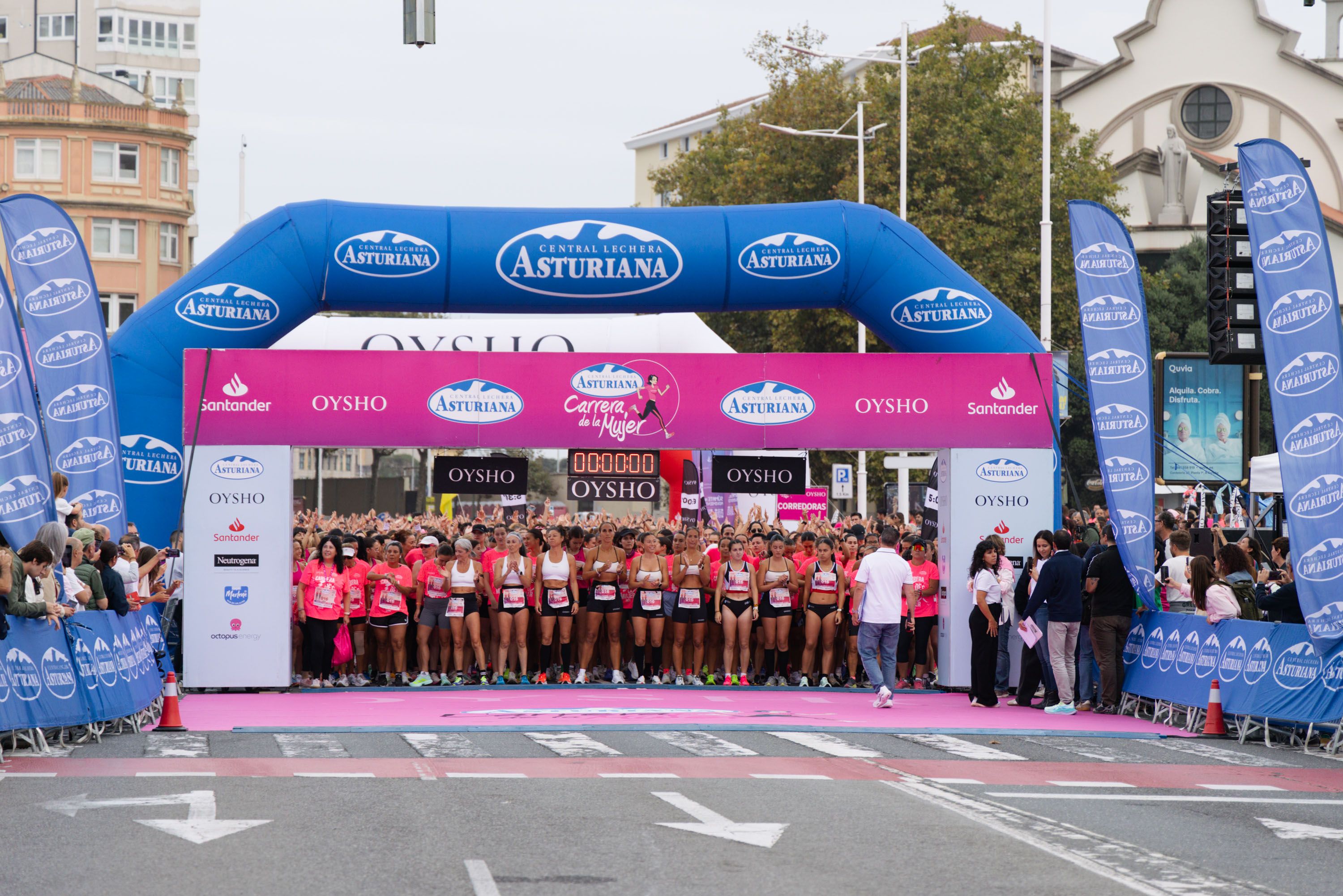 Las mejores fotos de la Carrera de la Mujer Central Lechera Asturiana de A Coruña. 80