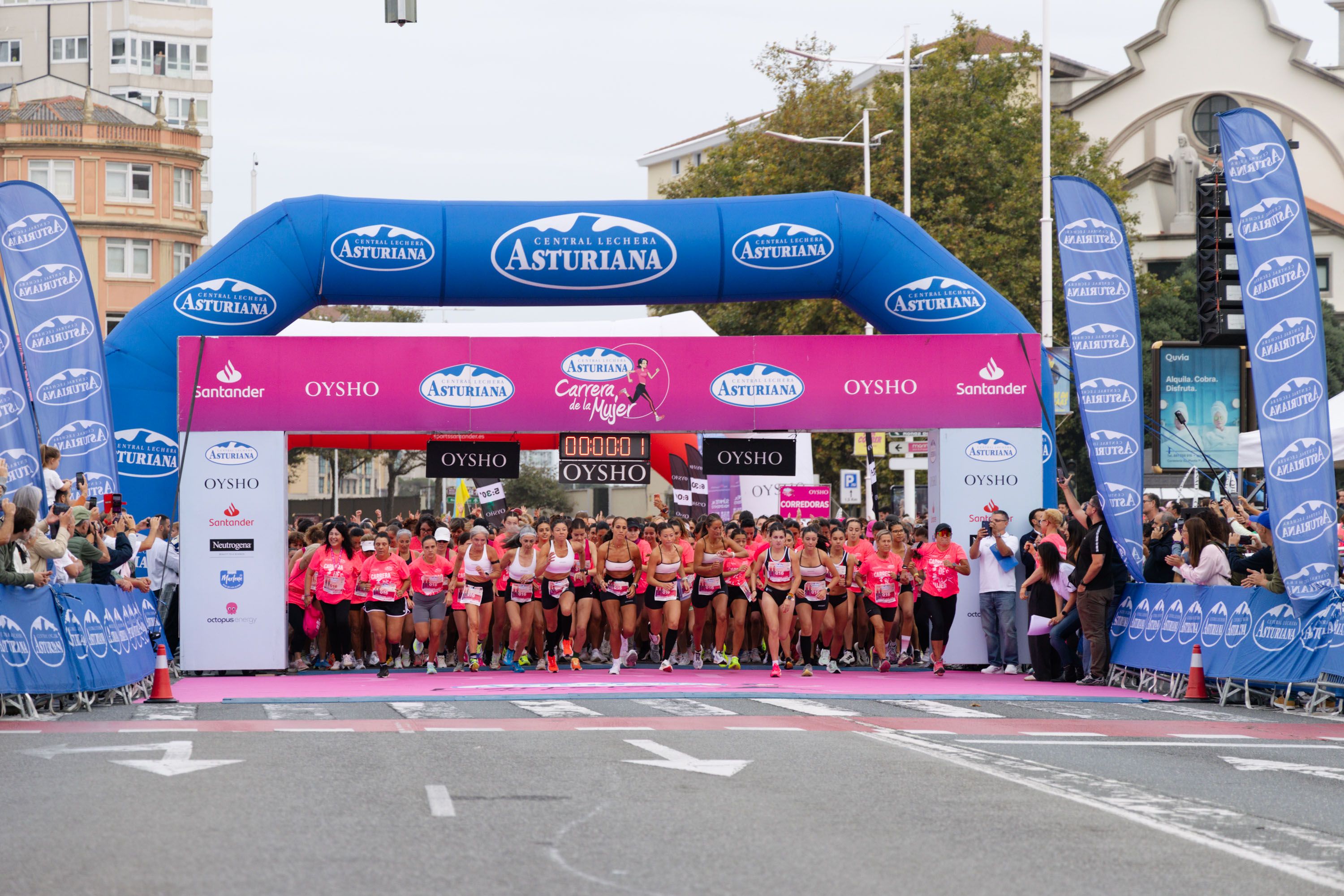 Las mejores fotos de la Carrera de la Mujer Central Lechera Asturiana de A Coruña. 85