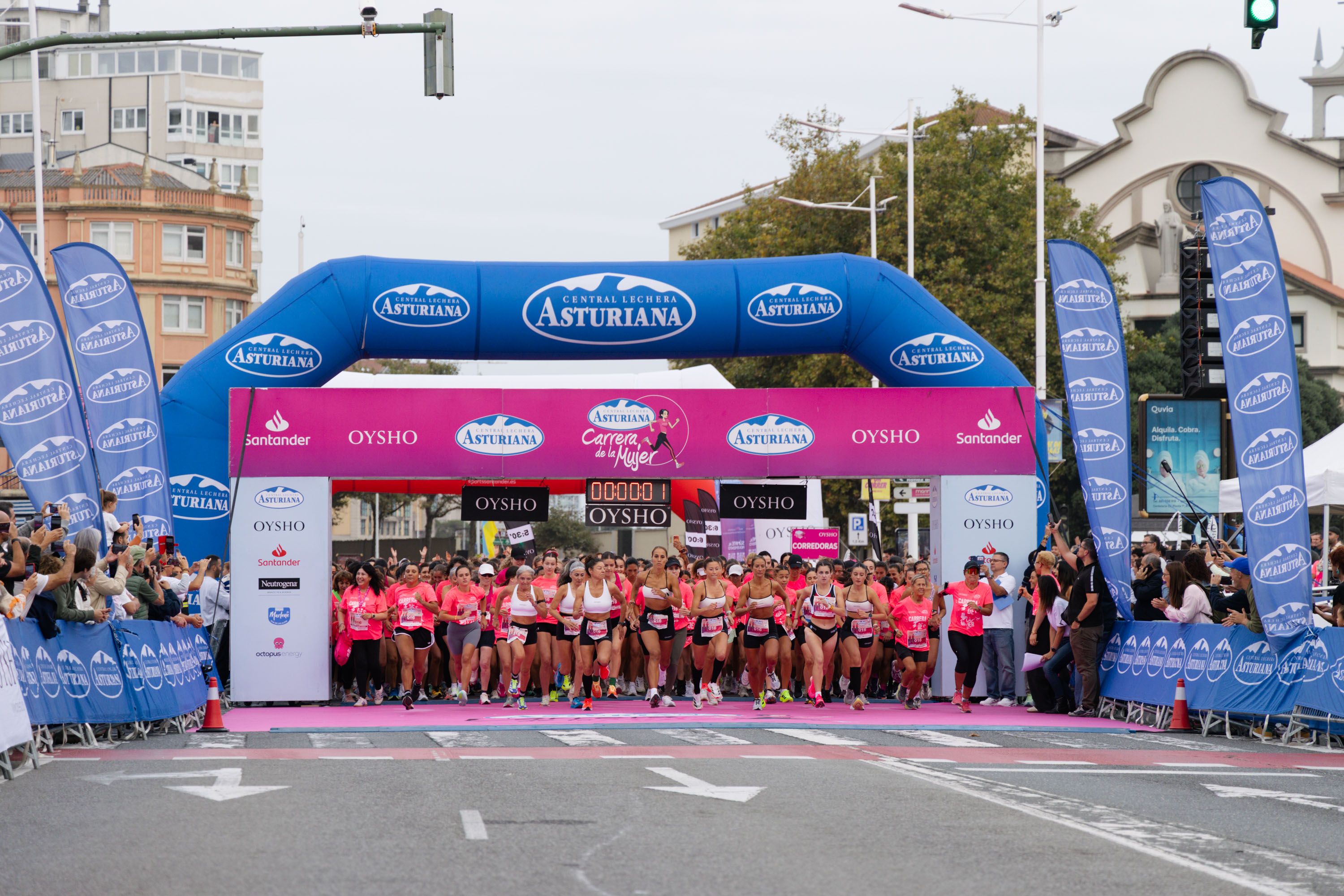 Las mejores fotos de la Carrera de la Mujer Central Lechera Asturiana de A Coruña. 87