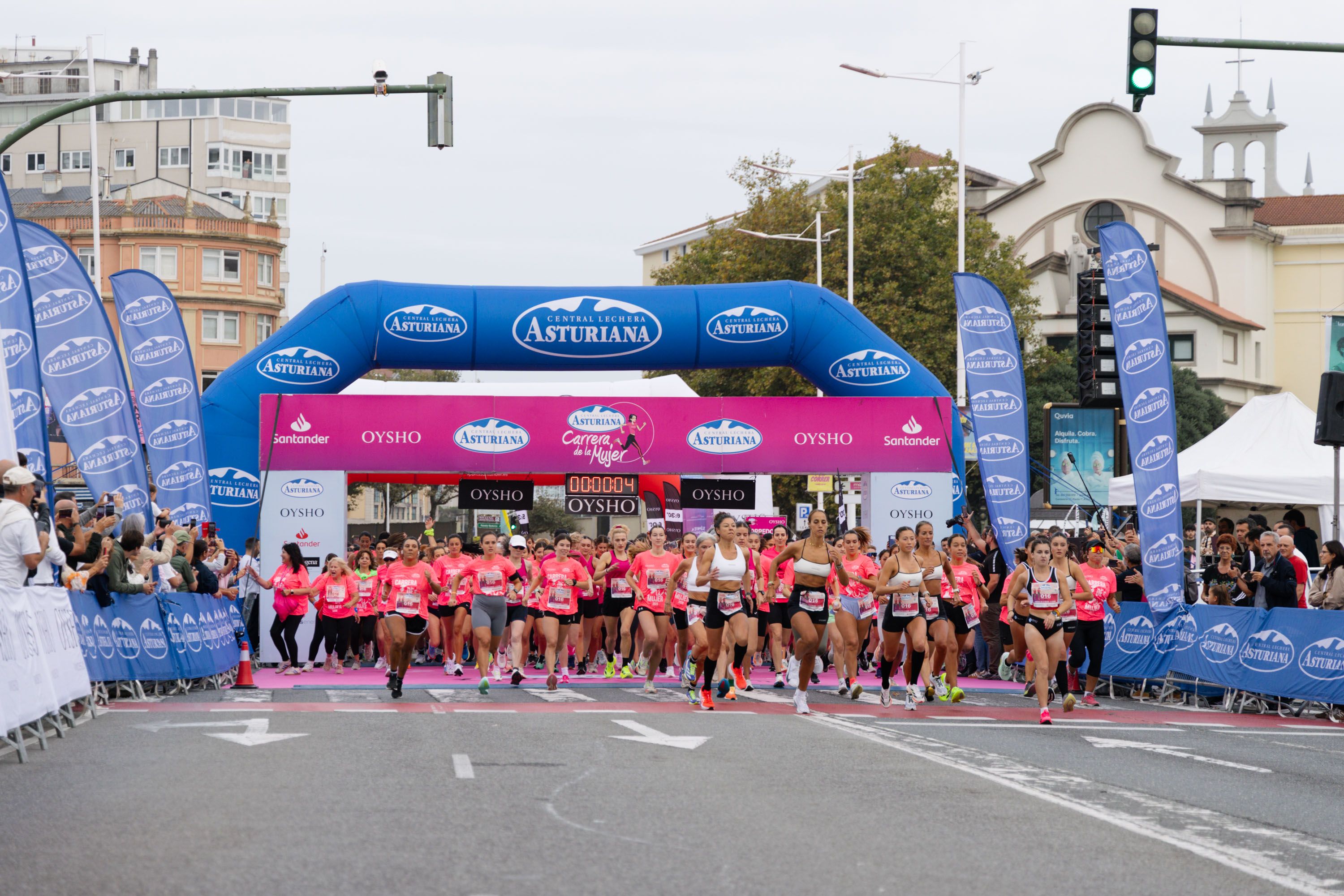 Las mejores fotos de la Carrera de la Mujer Central Lechera Asturiana de A Coruña. 90