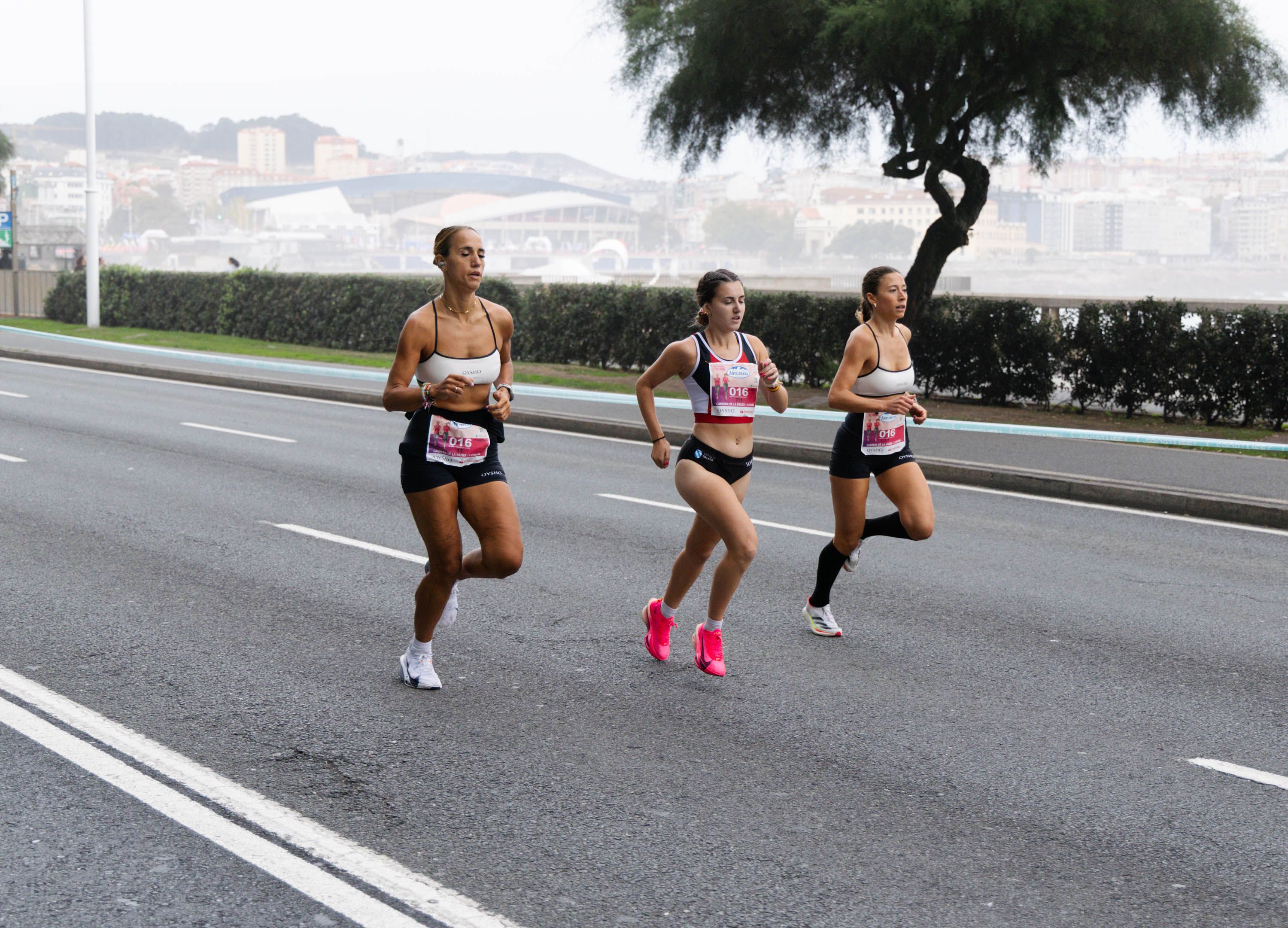 Las mejores fotos de la Carrera de la Mujer Central Lechera Asturiana de A Coruña. 108