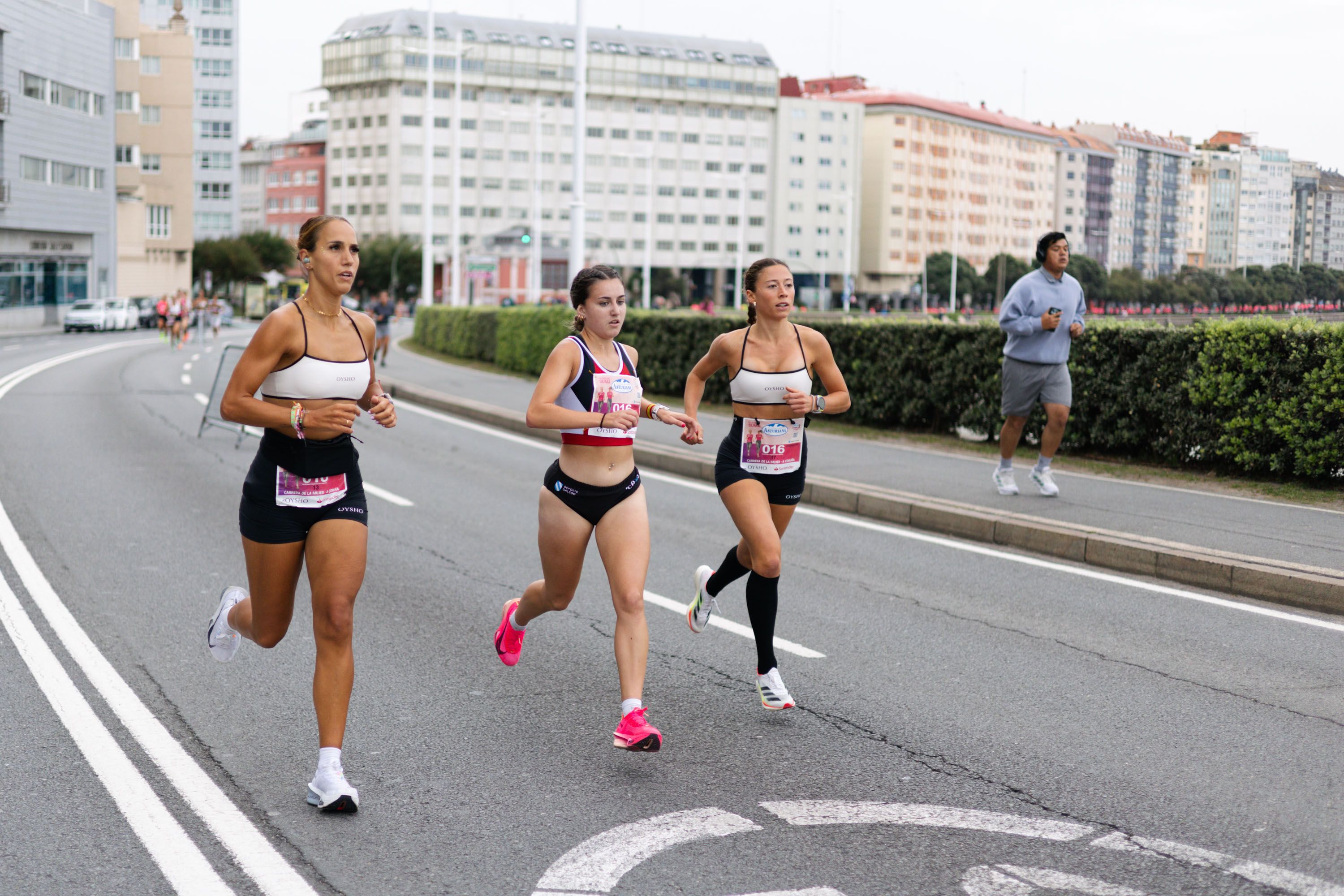 Las mejores fotos de la Carrera de la Mujer Central Lechera Asturiana de A Coruña. 115
