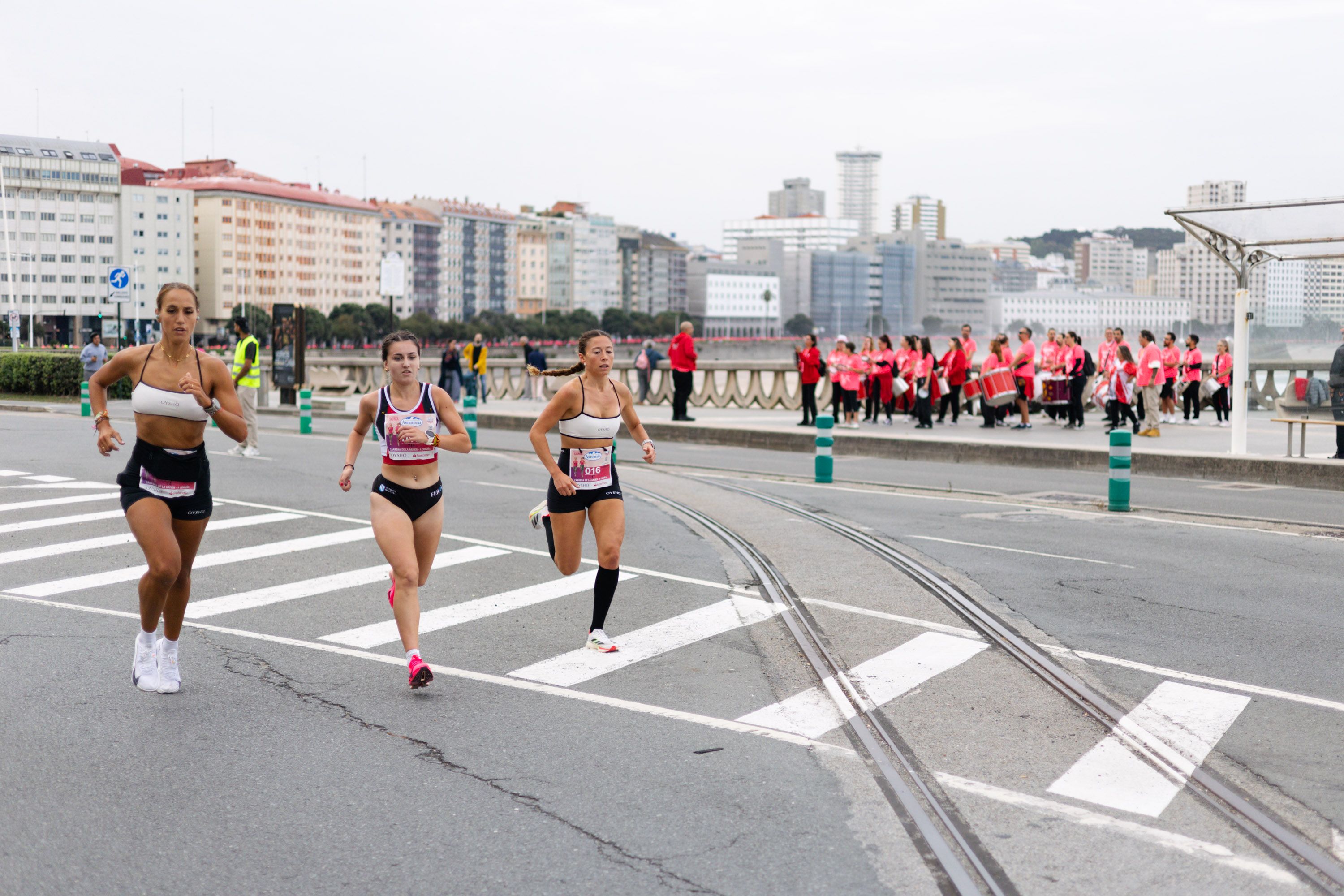 Las mejores fotos de la Carrera de la Mujer Central Lechera Asturiana de A Coruña. 119