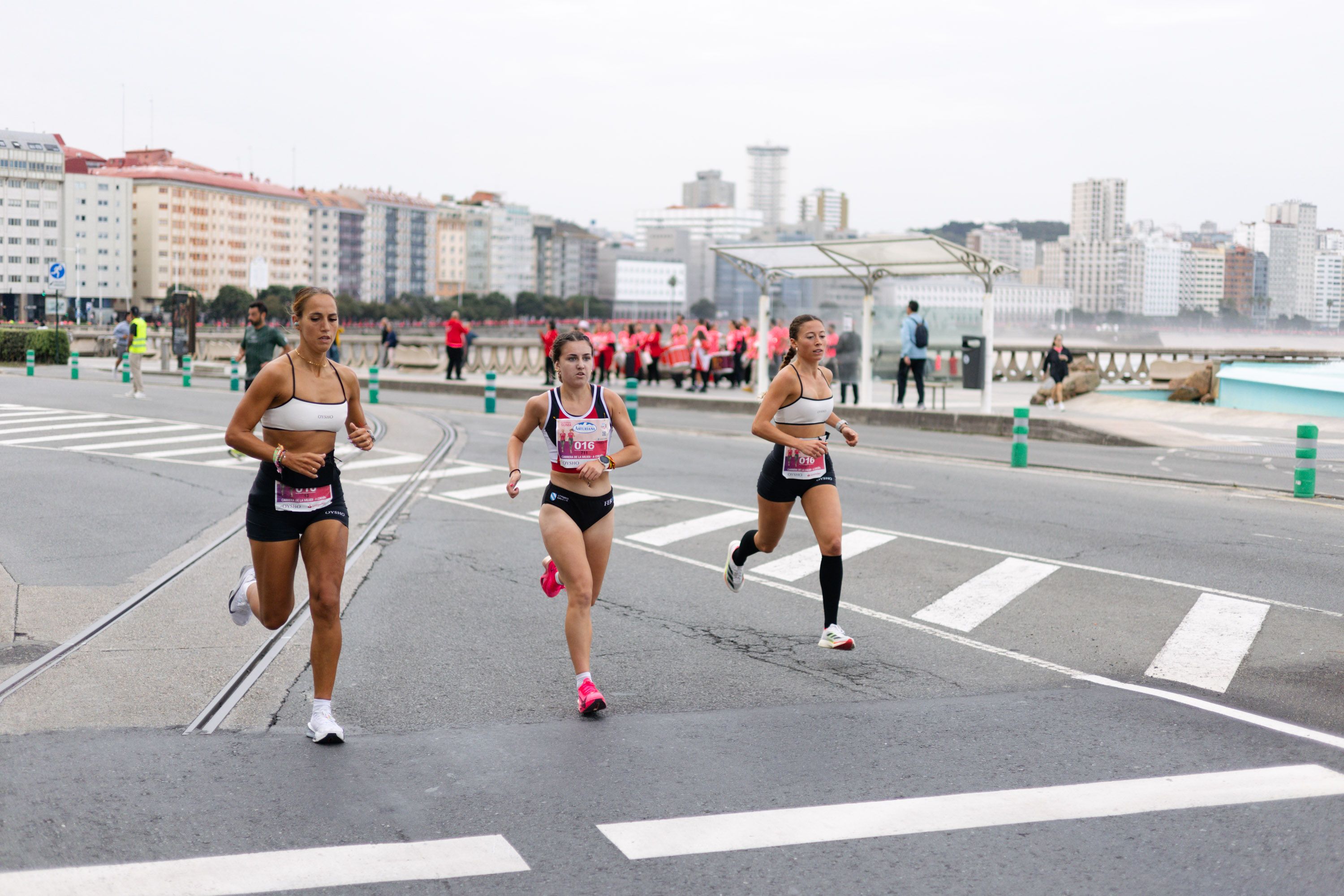 Las mejores fotos de la Carrera de la Mujer Central Lechera Asturiana de A Coruña. 121