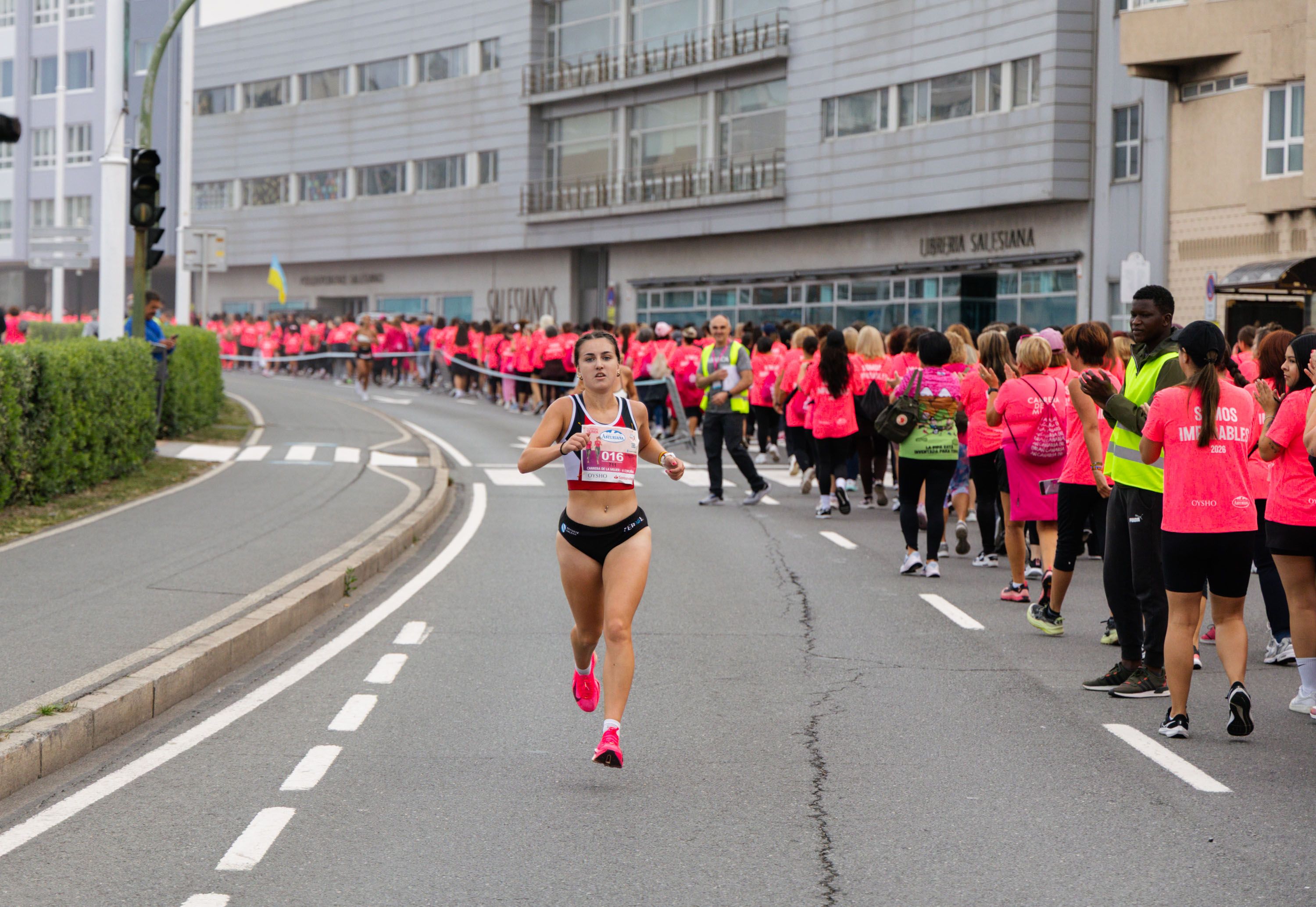 Las mejores fotos de la Carrera de la Mujer Central Lechera Asturiana de A Coruña. 187
