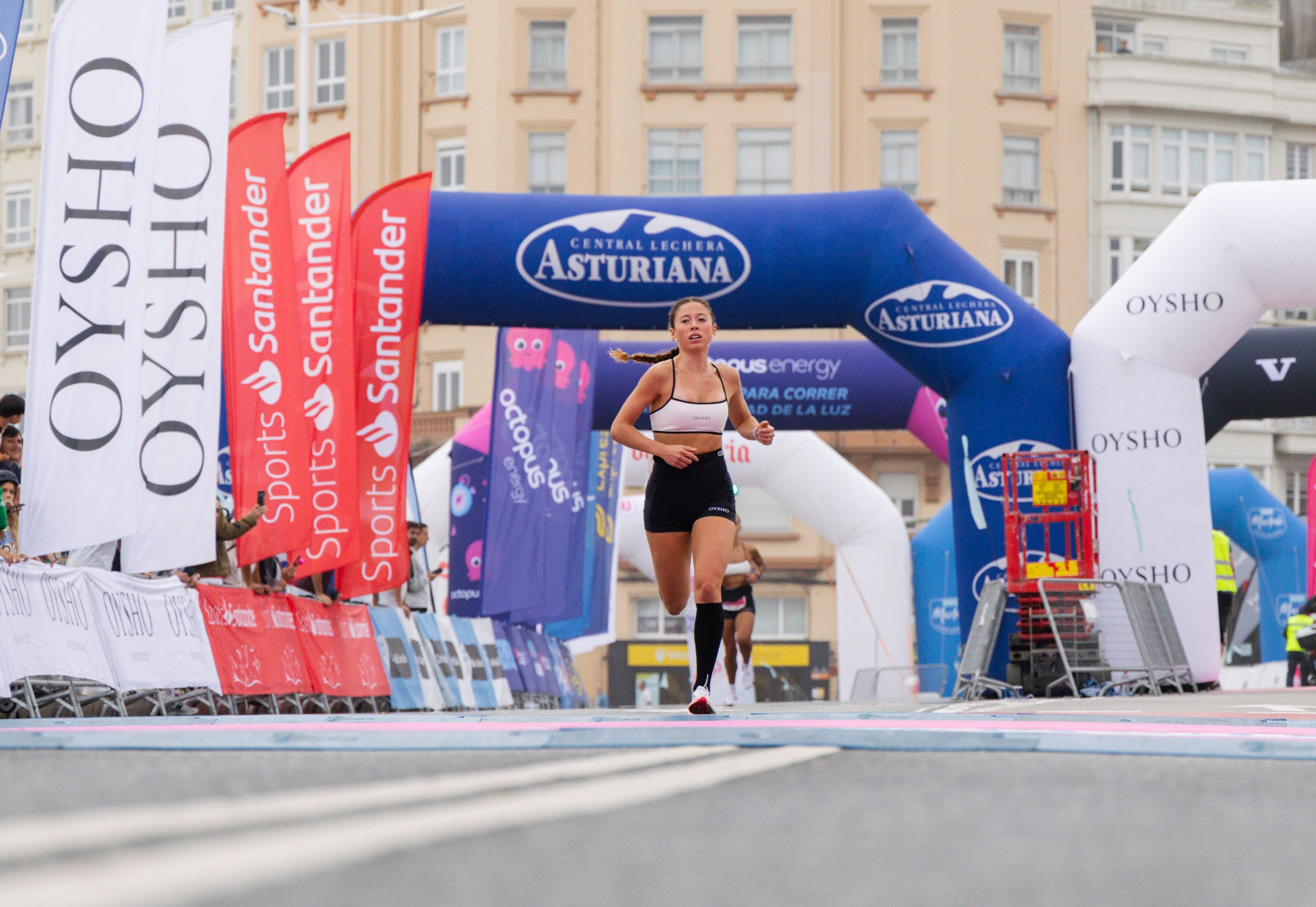 Las mejores fotos de la Carrera de la Mujer Central Lechera Asturiana de A Coruña. 205
