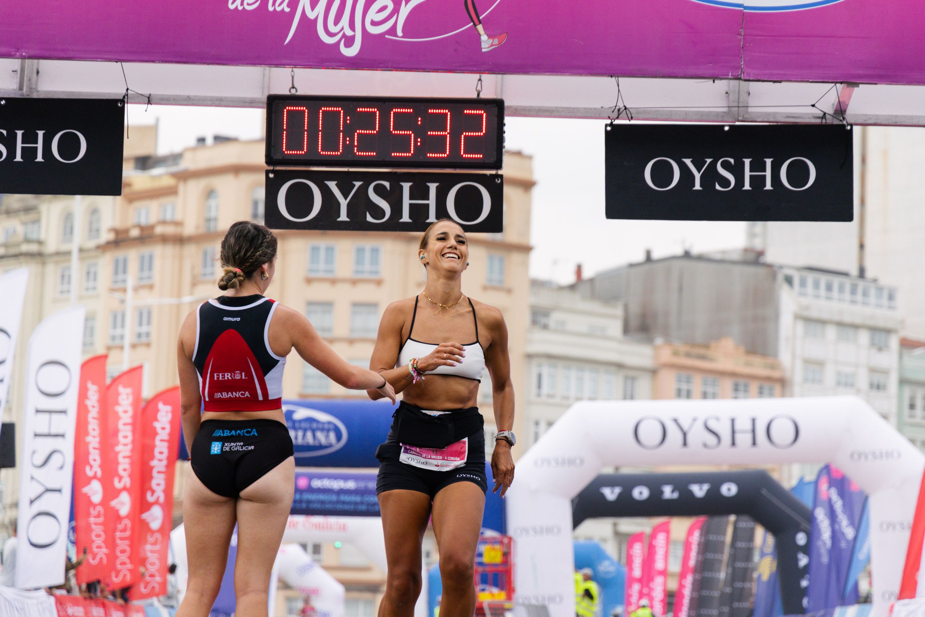 Las mejores fotos de la Carrera de la Mujer Central Lechera Asturiana de A Coruña. 208