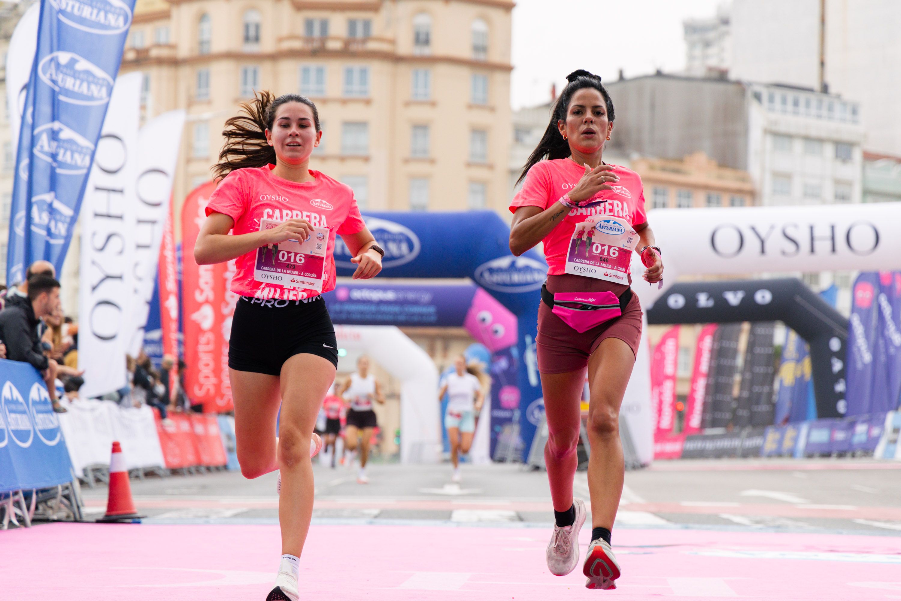 Las mejores fotos de la Carrera de la Mujer Central Lechera Asturiana de A Coruña. 230