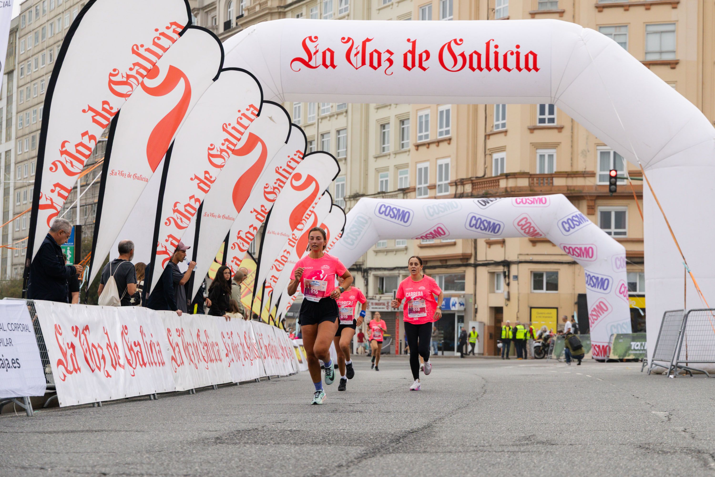 Las mejores fotos de la Carrera de la Mujer Central Lechera Asturiana de A Coruña. 238