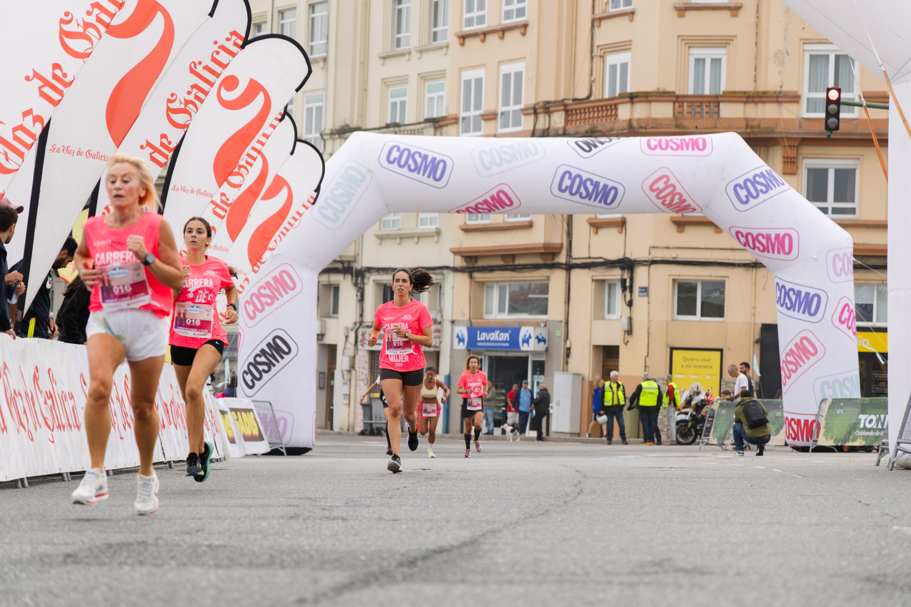 Las mejores fotos de la Carrera de la Mujer Central Lechera Asturiana de A Coruña. 239