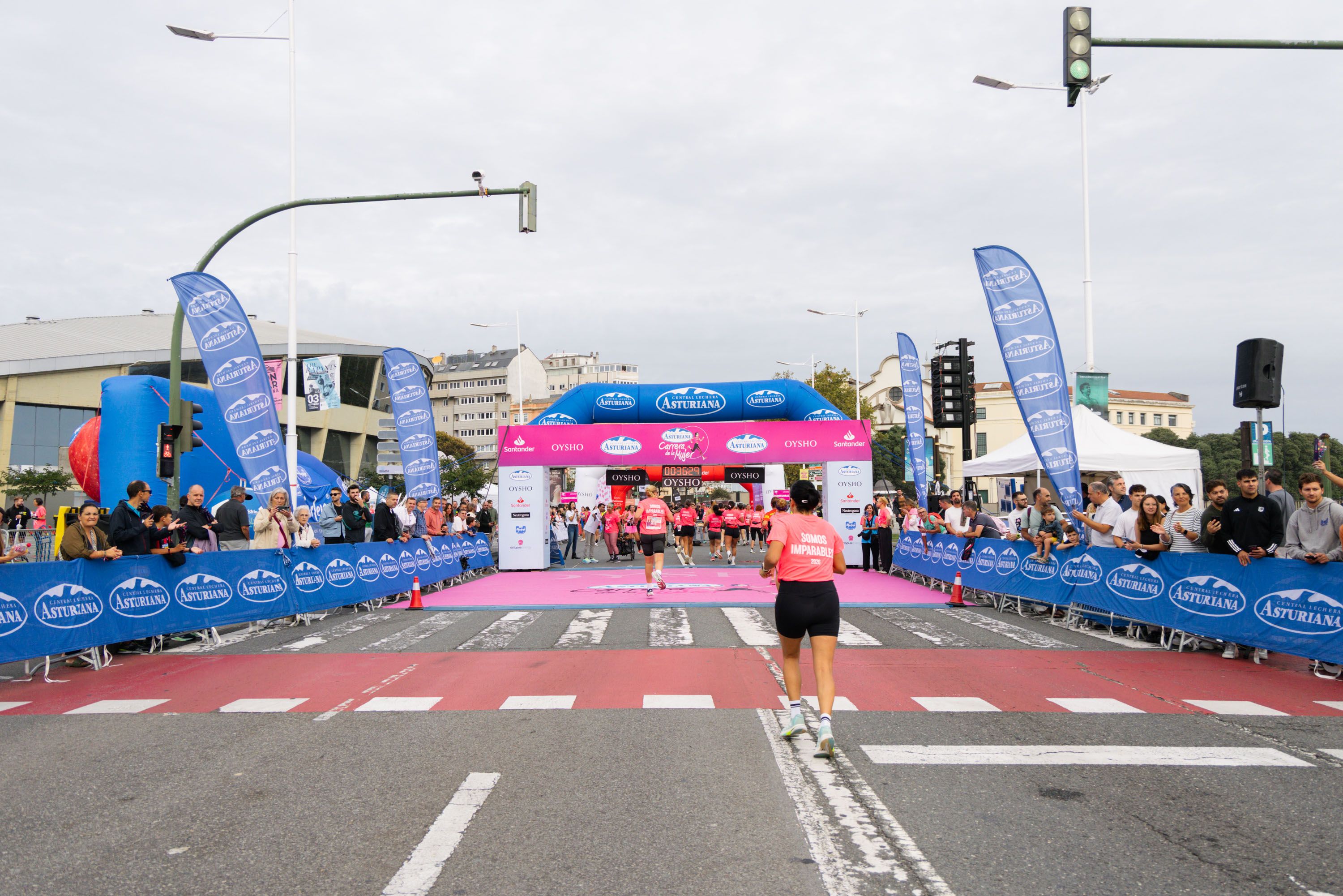 Las mejores fotos de la Carrera de la Mujer Central Lechera Asturiana de A Coruña. 258