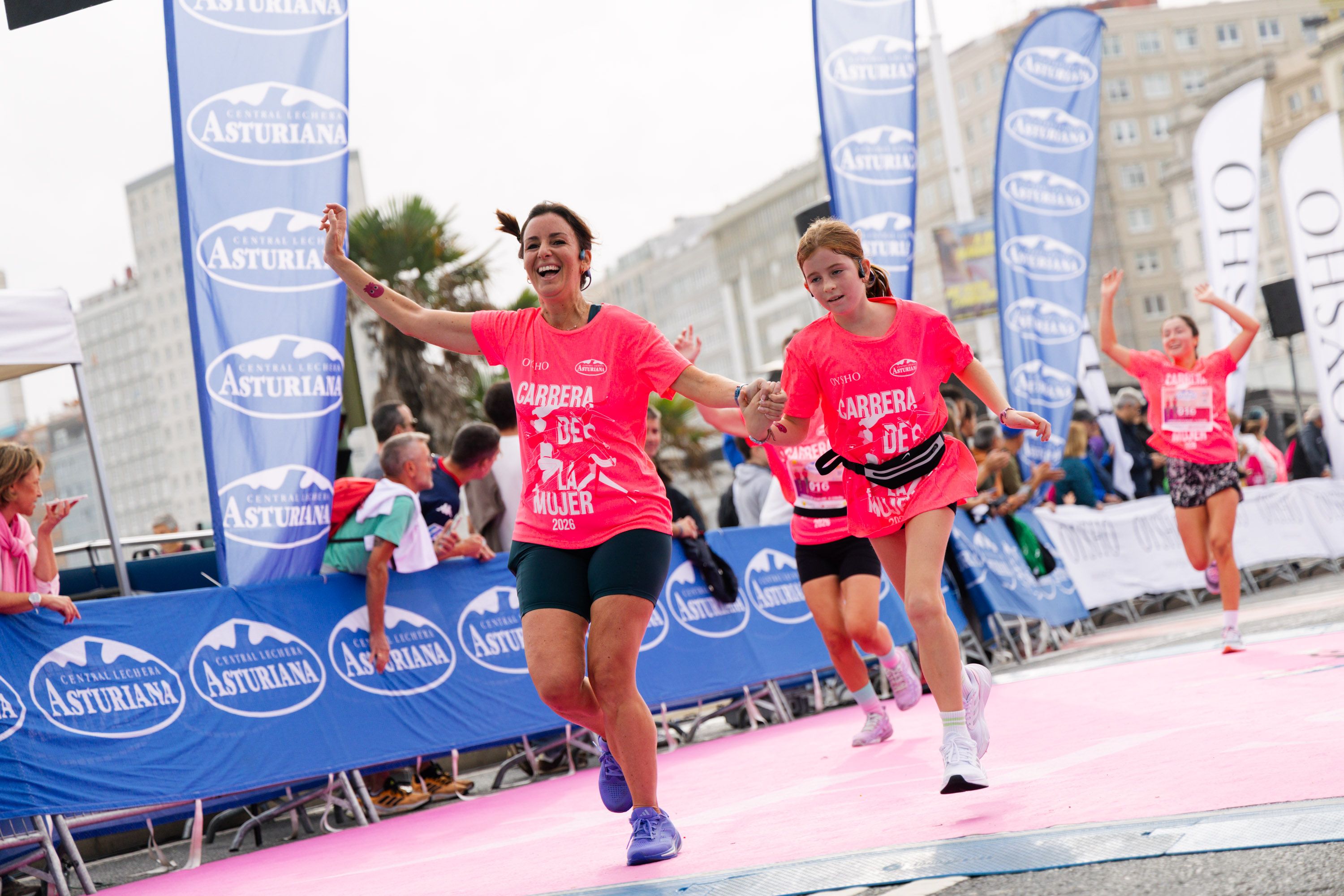 Las mejores fotos de la Carrera de la Mujer Central Lechera Asturiana de A Coruña. 263