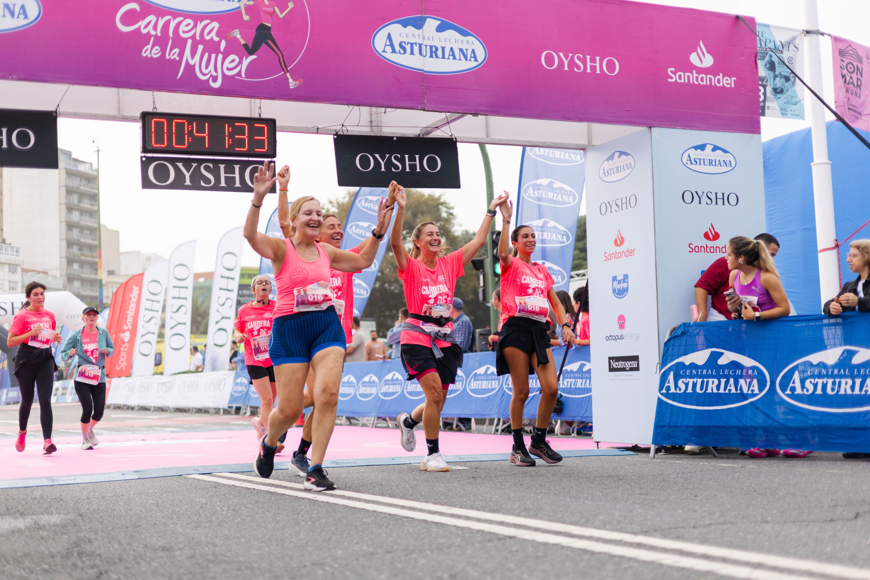 Las mejores fotos de la Carrera de la Mujer Central Lechera Asturiana de A Coruña. 283