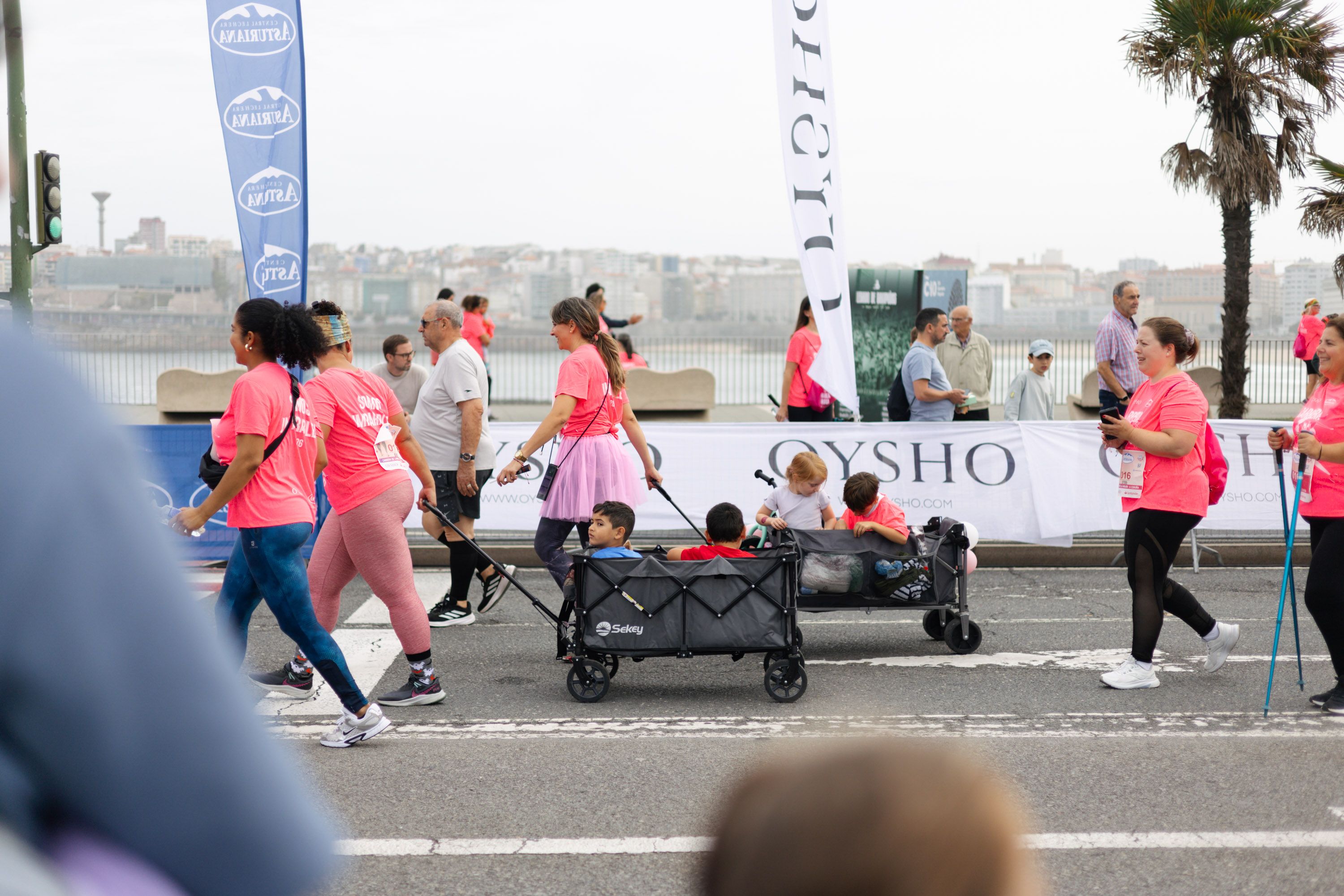 Las mejores fotos de la Carrera de la Mujer Central Lechera Asturiana de A Coruña. 297