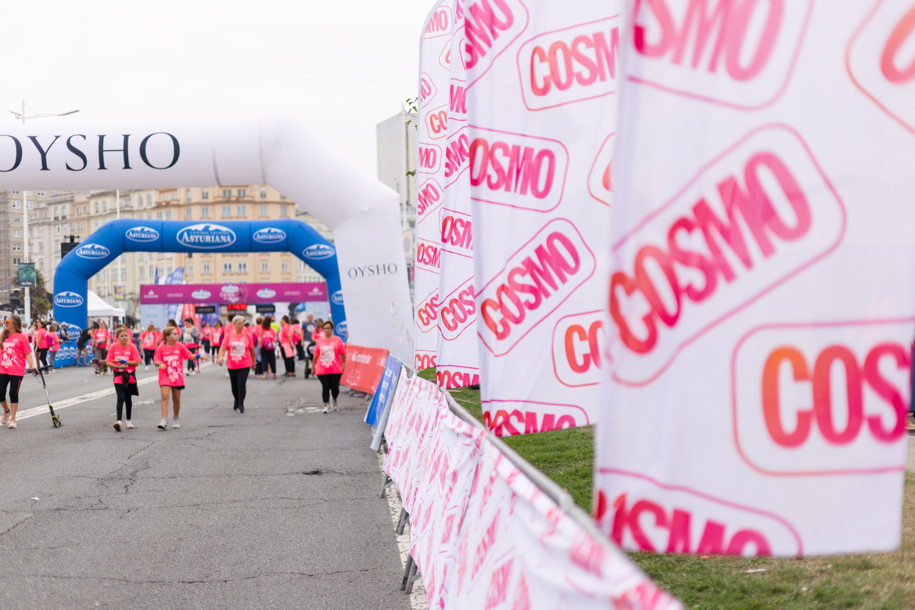 Las mejores fotos de la Carrera de la Mujer Central Lechera Asturiana de A Coruña. 298