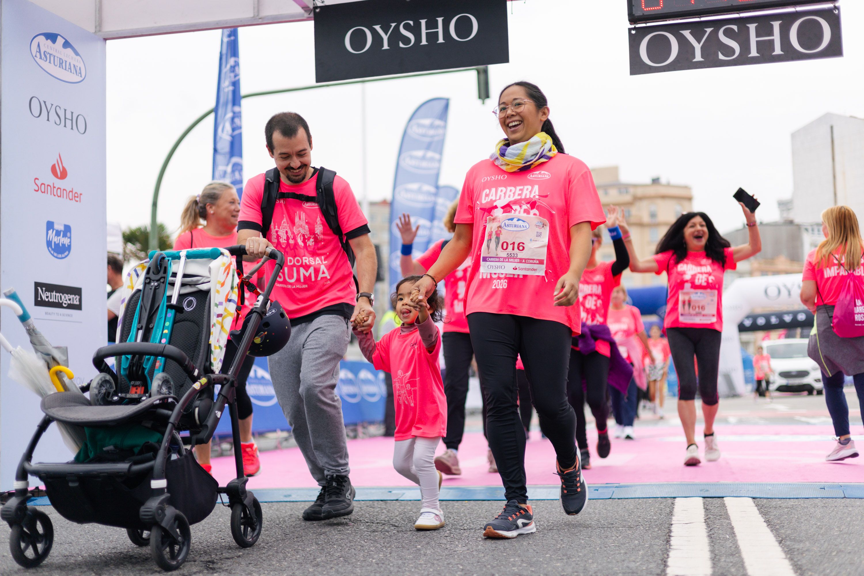 Las mejores fotos de la Carrera de la Mujer Central Lechera Asturiana de A Coruña. 306