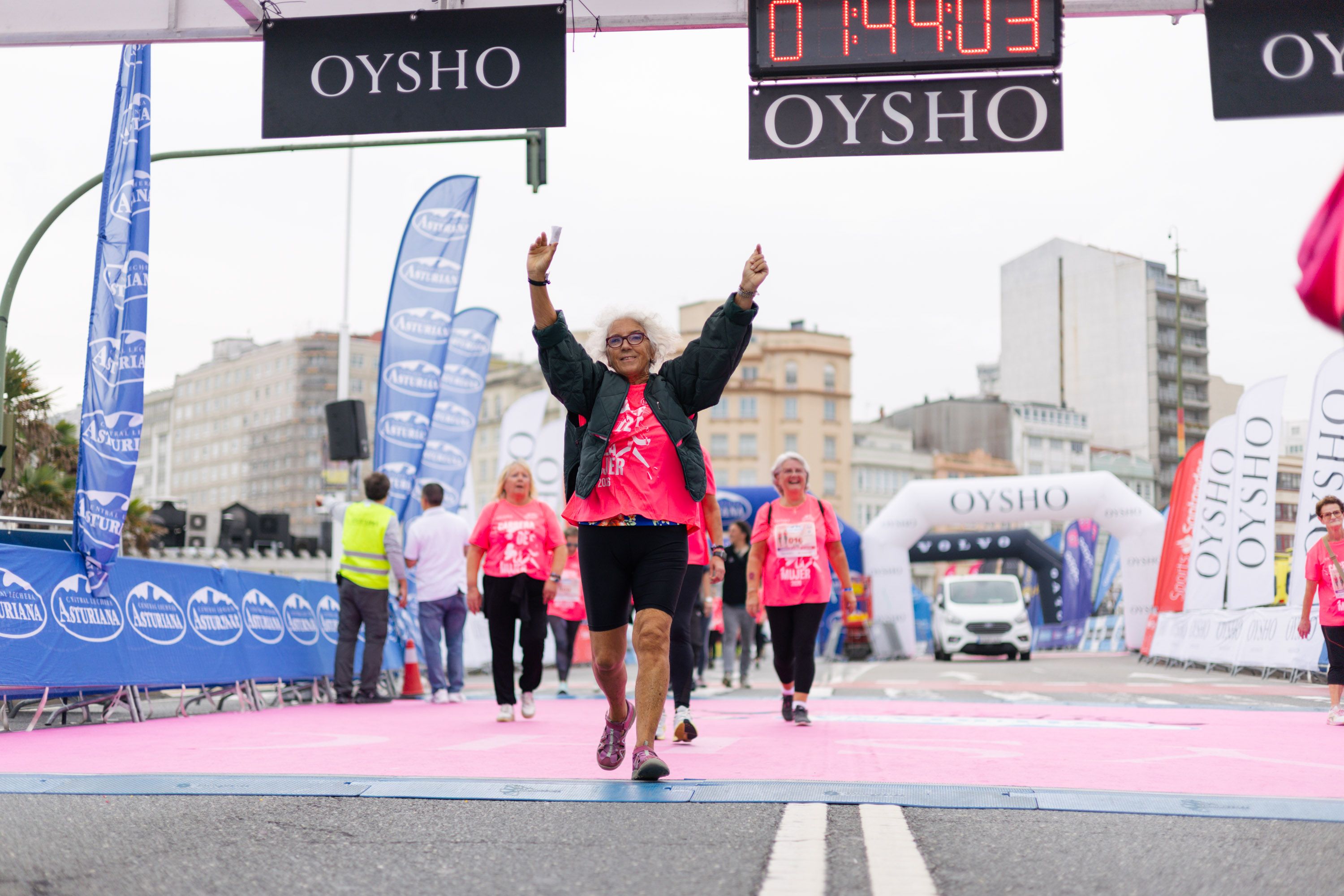 Las mejores fotos de la Carrera de la Mujer Central Lechera Asturiana de A Coruña. 311