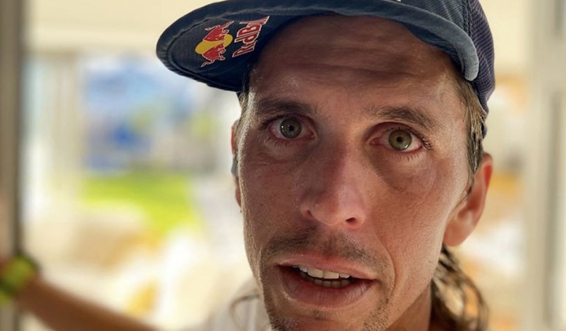 Una imagen de Ryan Sandes tras su locura casera. Foto: Suunto.