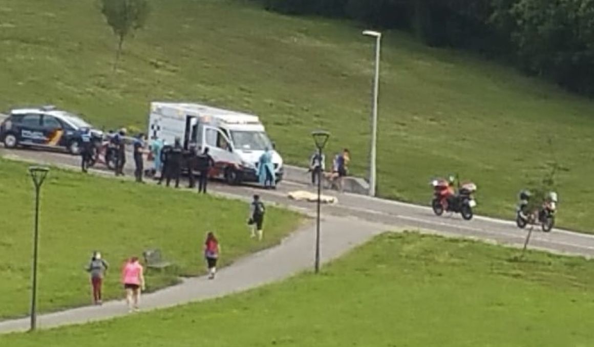 Fallece un corredor en Gijón tras sufrir un paro cardiaco. Foto: LNE
