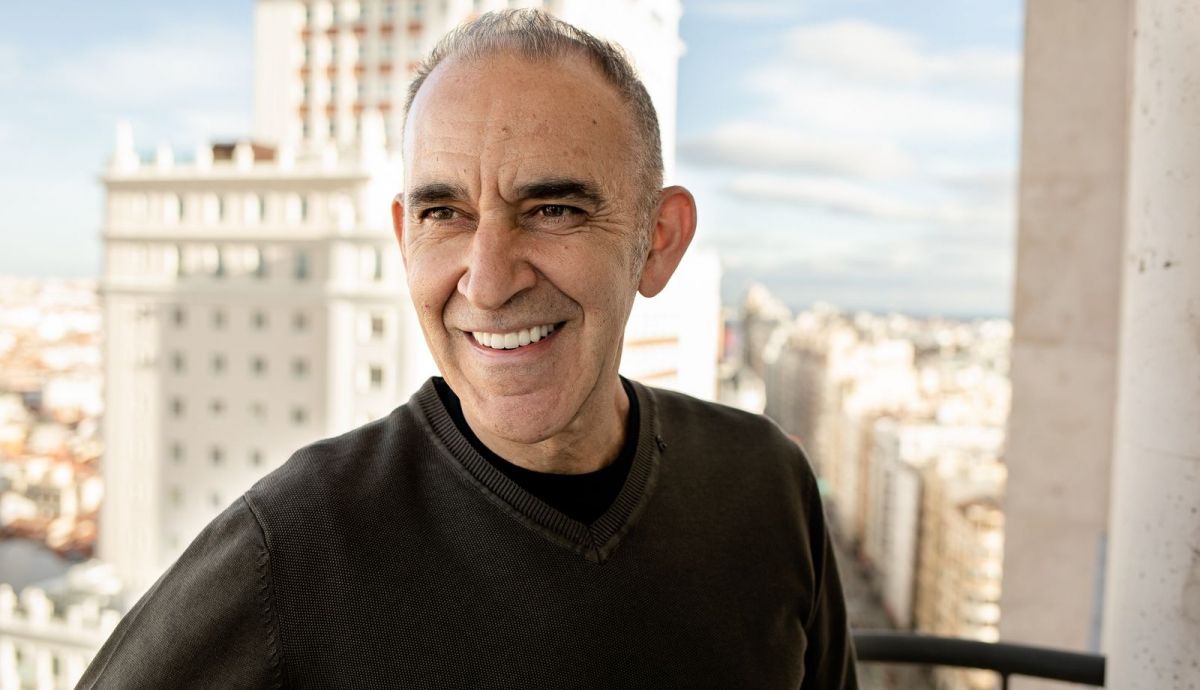 La clave del periodismo versión Les Luthiers: "Tener el teléfono del que sabe". Por eso a menudo marcamos el número de Hernán Silván. | Fotos: Bárbara Sánchez Palomero
