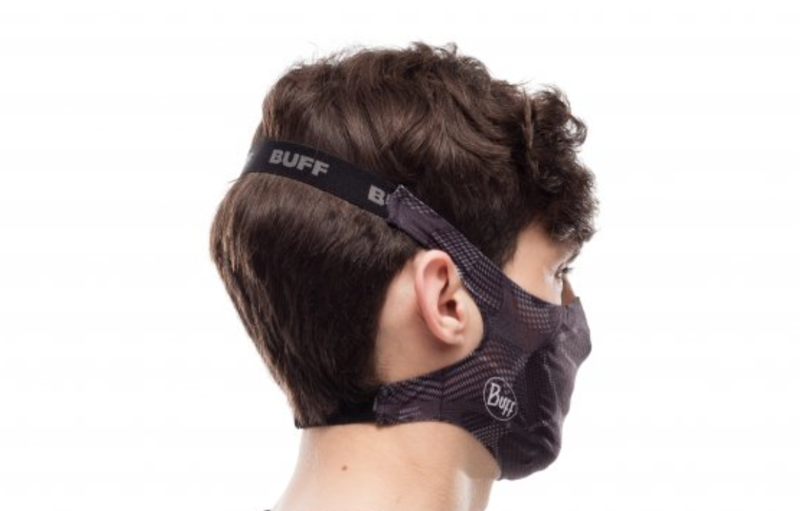 El ajuste de las mascarillas Buff es personalizado