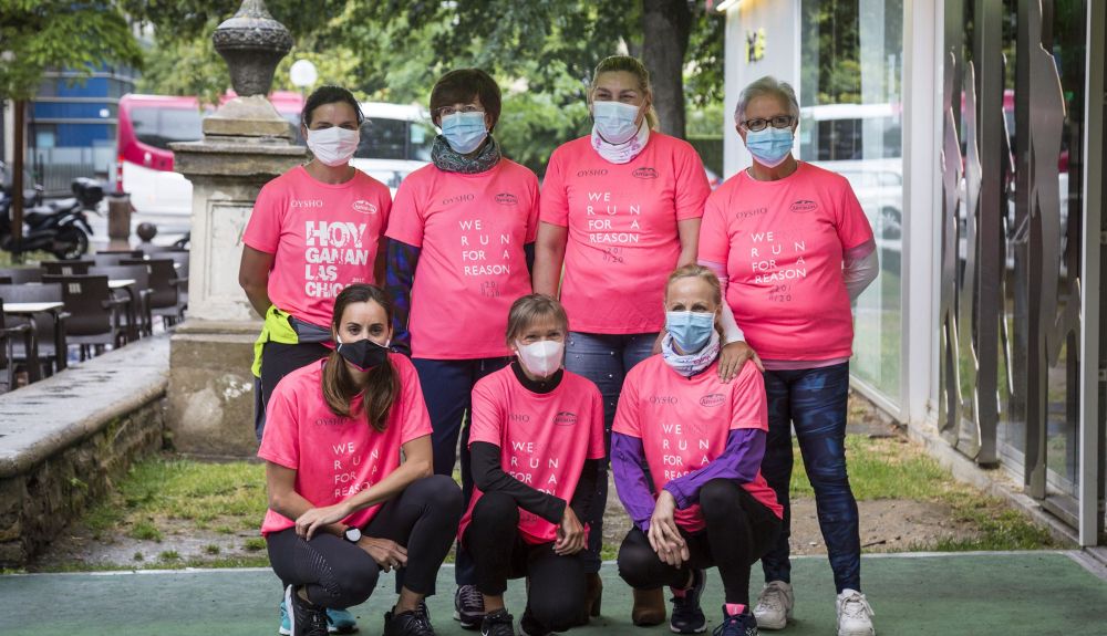 Emotivo homenaje en Vitoria a la Marea Rosa | Leire Martín / Carrera de la Mujer