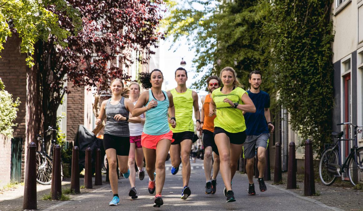 Primera reunión "solidaria"  de grupos de corredores en la Casa de Campo