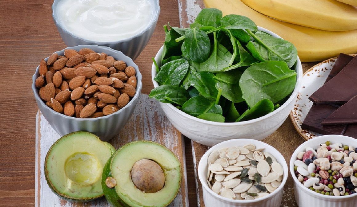 Las espinacas, las acelgas y el aguacate contienen magnesio