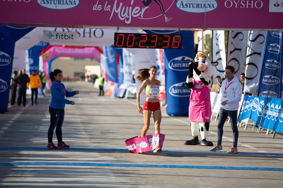 Carrera de la Mujer Central Lechera Asturiana de Valencia (LLEGADA GANADORA - 25:41)