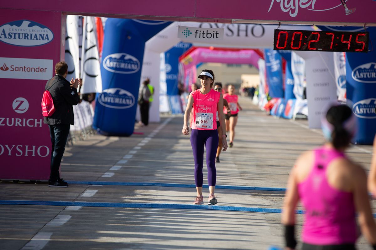 Carrera de la Mujer Central Lechera Asturiana de Valencia (27:45-29:08)