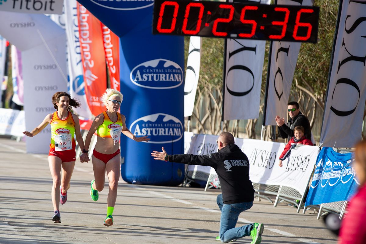 Carrera de la Mujer Central Lechera Asturiana de Valencia (LLEGADA GANADORA - 25:41)
