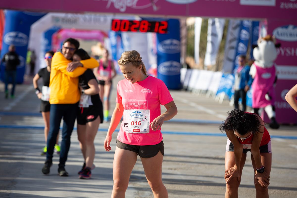 Carrera de la Mujer Central Lechera Asturiana de Valencia (27:45-29:08)
