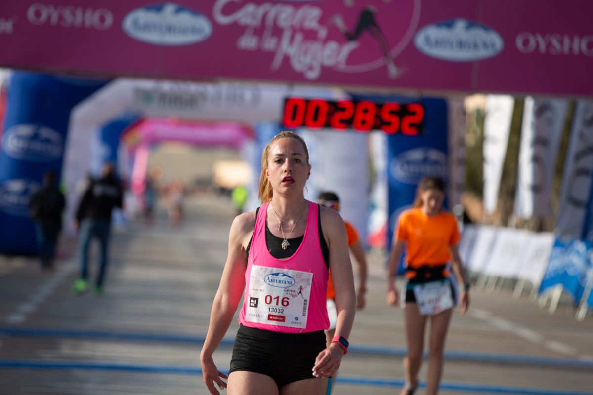 Carrera de la Mujer Central Lechera Asturiana de Valencia (27:45-29:08)