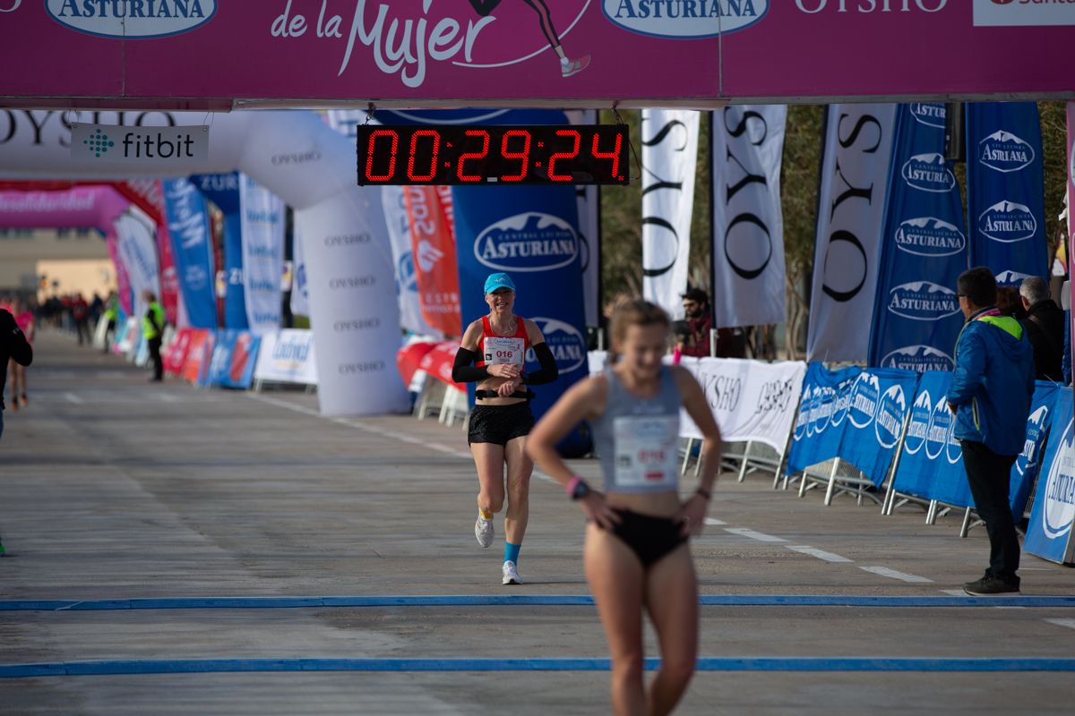 Carrera de la Mujer Central Lechera Asturiana de Valencia (29:08-31:11)