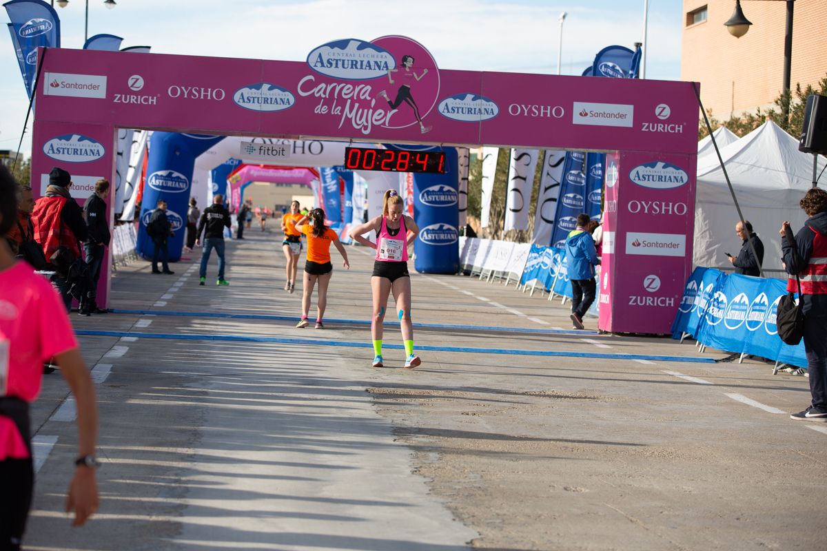 Carrera de la Mujer Central Lechera Asturiana de Valencia (27:45-29:08)