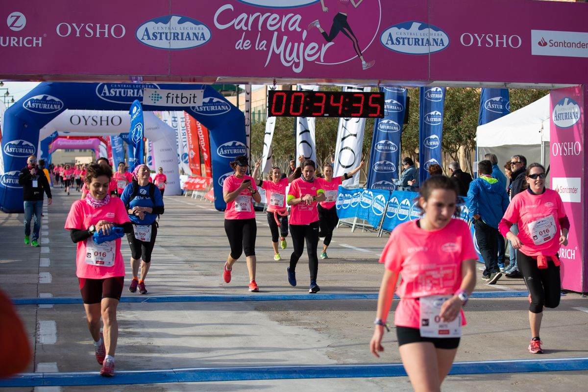 Carrera de la Mujer Central Lechera Asturiana de Valencia (34:32-35:43)