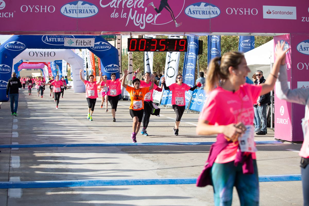 Carrera de la Mujer Central Lechera Asturiana de Valencia (34:32-35:43)