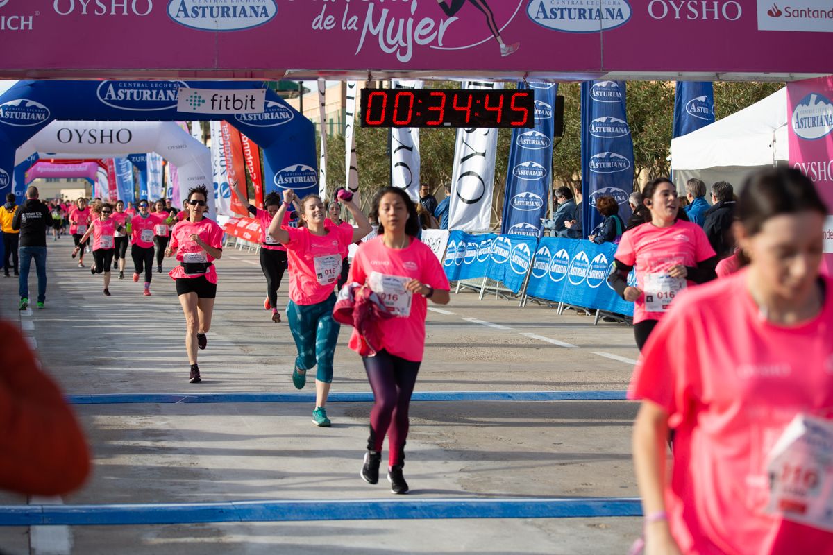 Carrera de la Mujer Central Lechera Asturiana de Valencia (34:32-35:43)