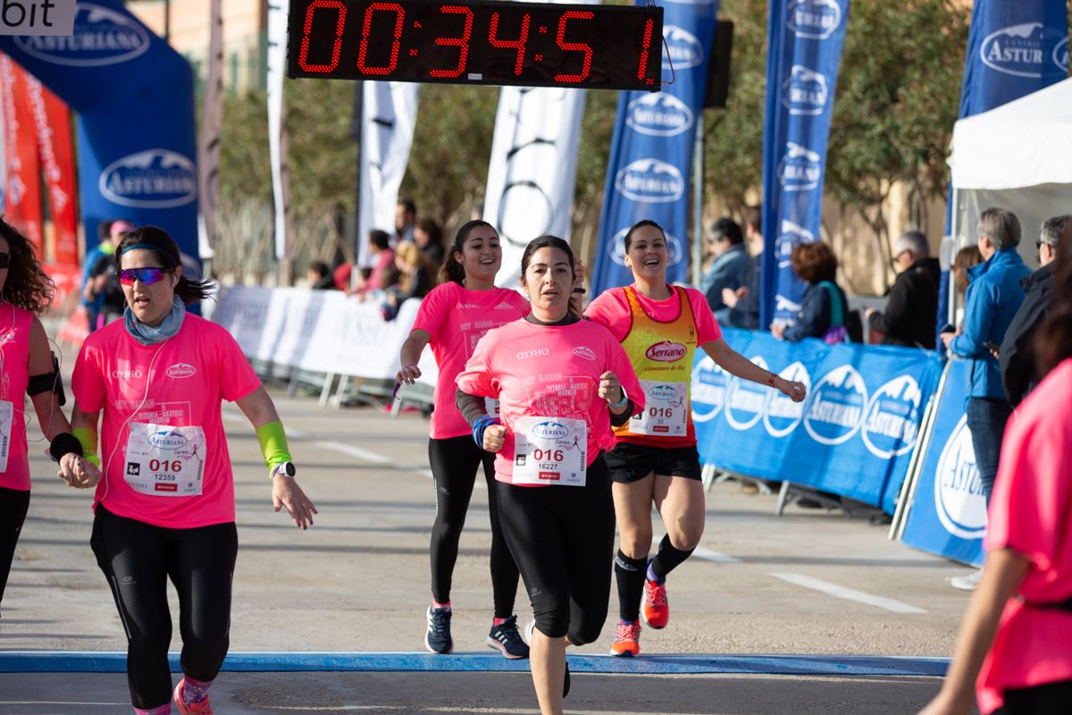 Carrera de la Mujer Central Lechera Asturiana de Valencia (34:32-35:43)