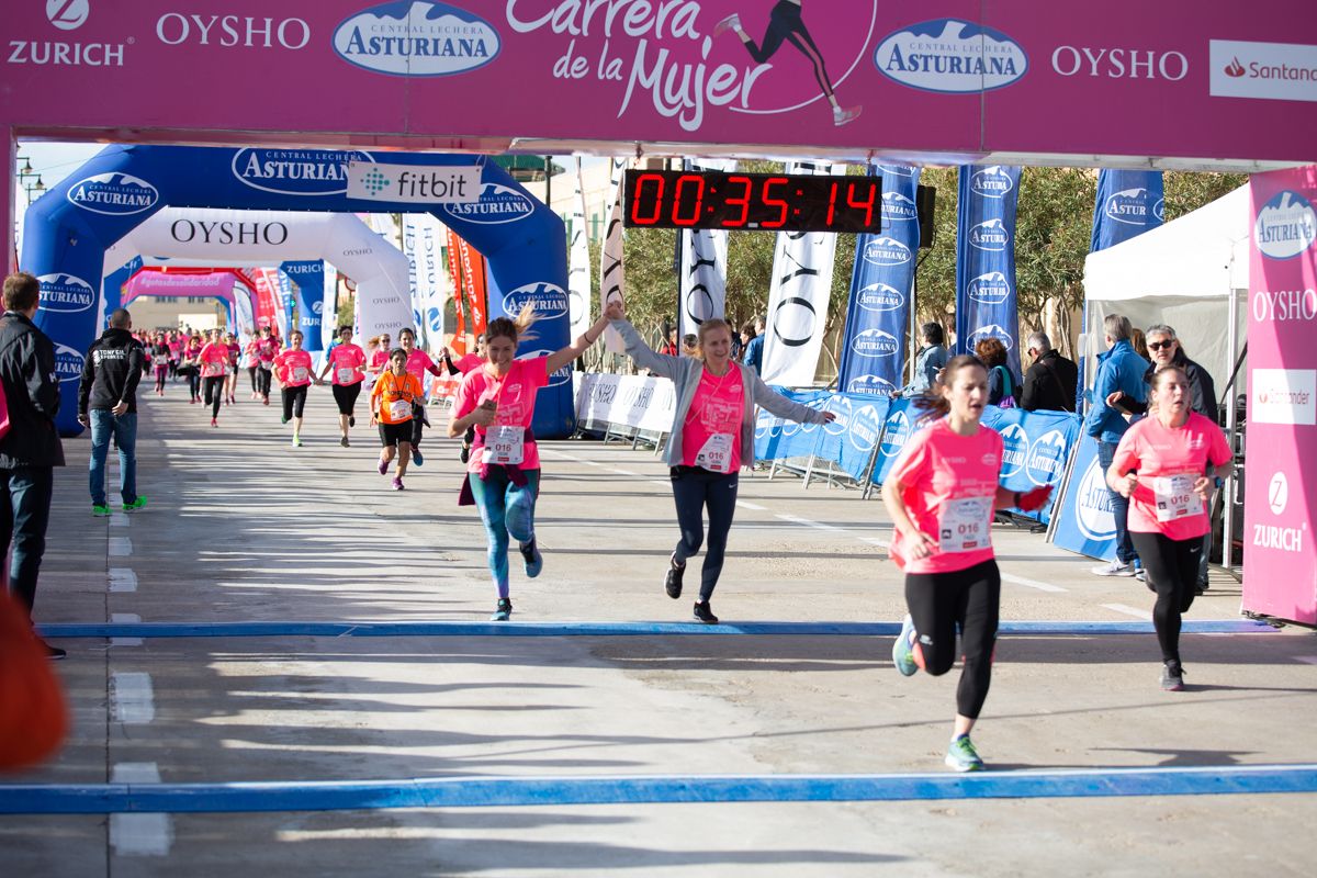 Carrera de la Mujer Central Lechera Asturiana de Valencia (34:32-35:43)