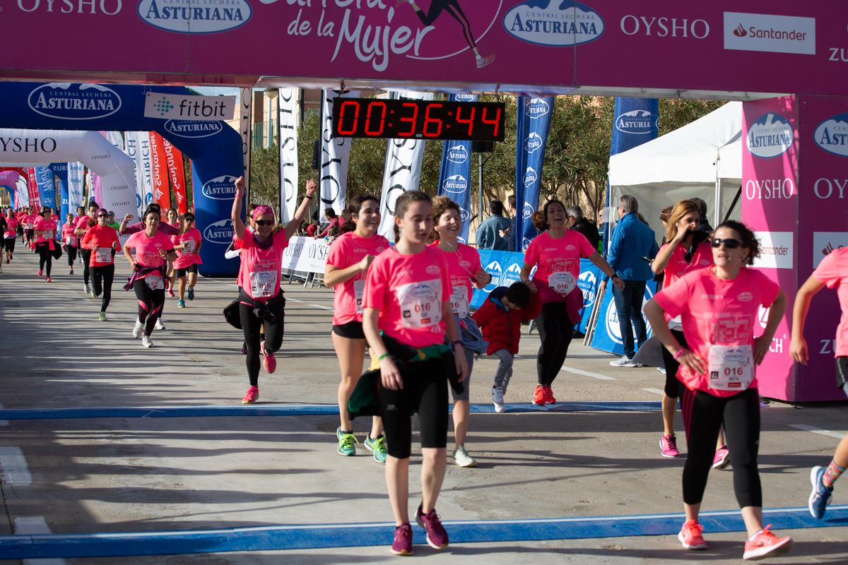 Carrera de la Mujer Central Lechera Asturiana de Valencia (35:43-36:48)