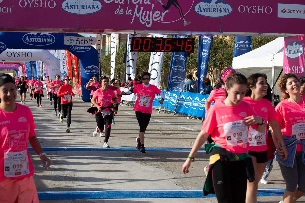 Carrera de la Mujer Central Lechera Asturiana de Valencia (35:43-36:48)
