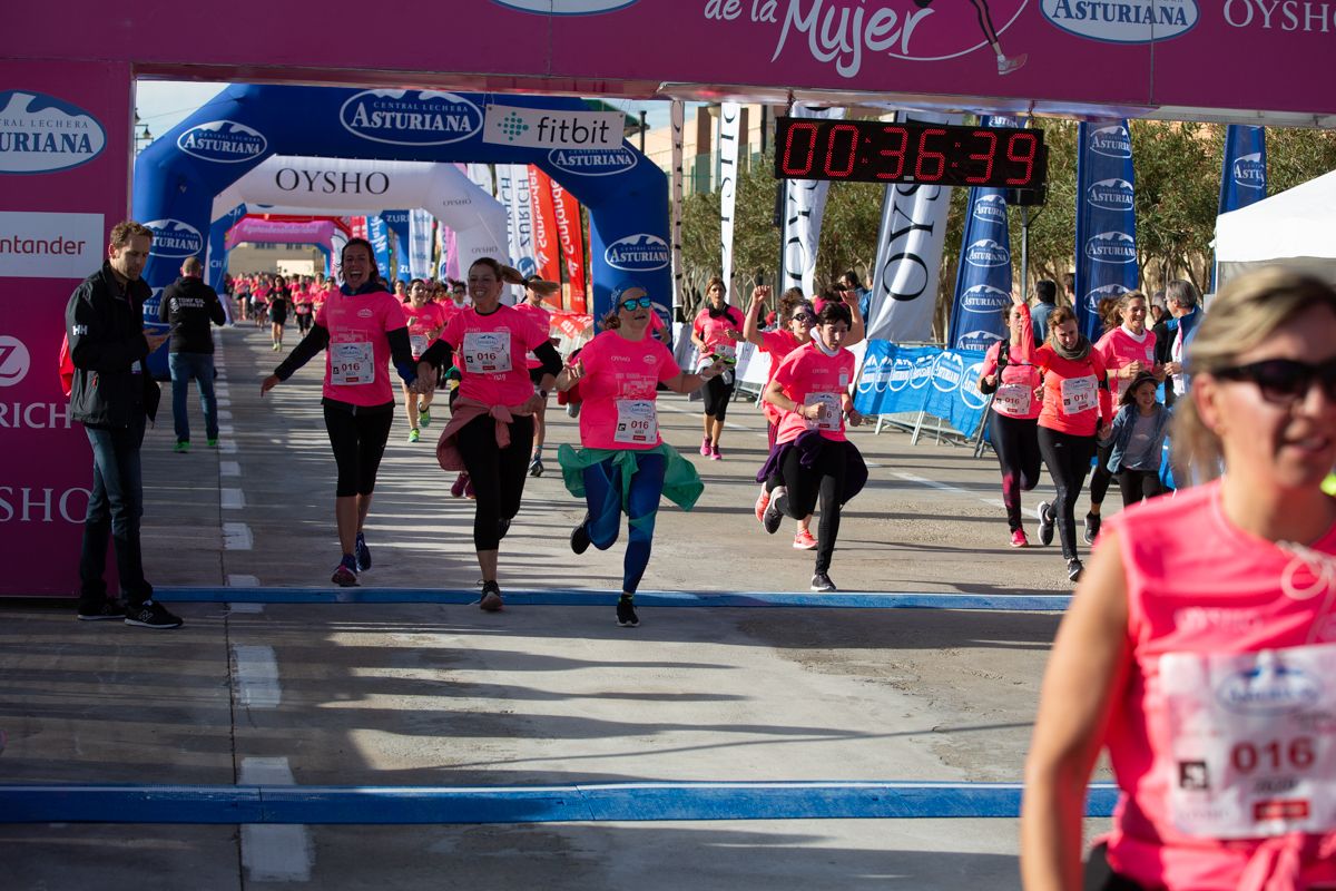 Carrera de la Mujer Central Lechera Asturiana de Valencia (35:43-36:48)