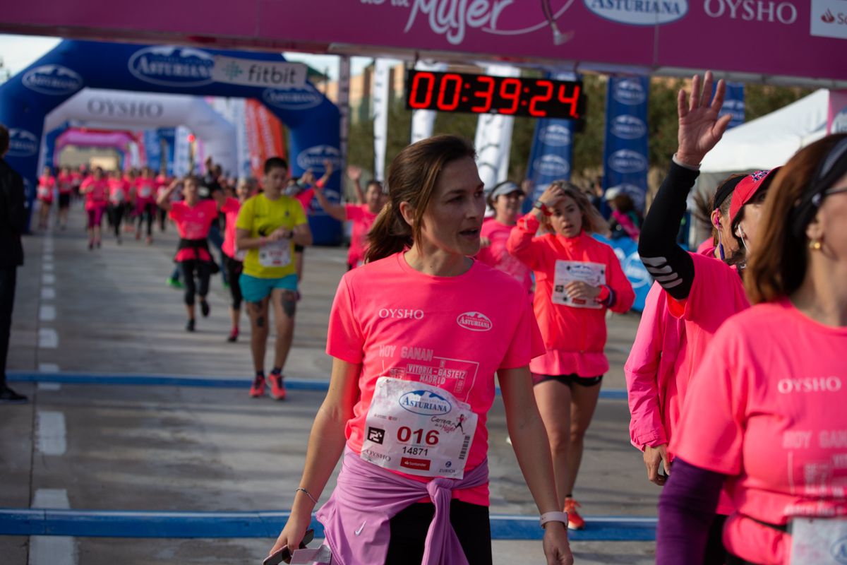 Carrera de la Mujer Central Lechera Asturiana de Valencia (39:02-39:49)