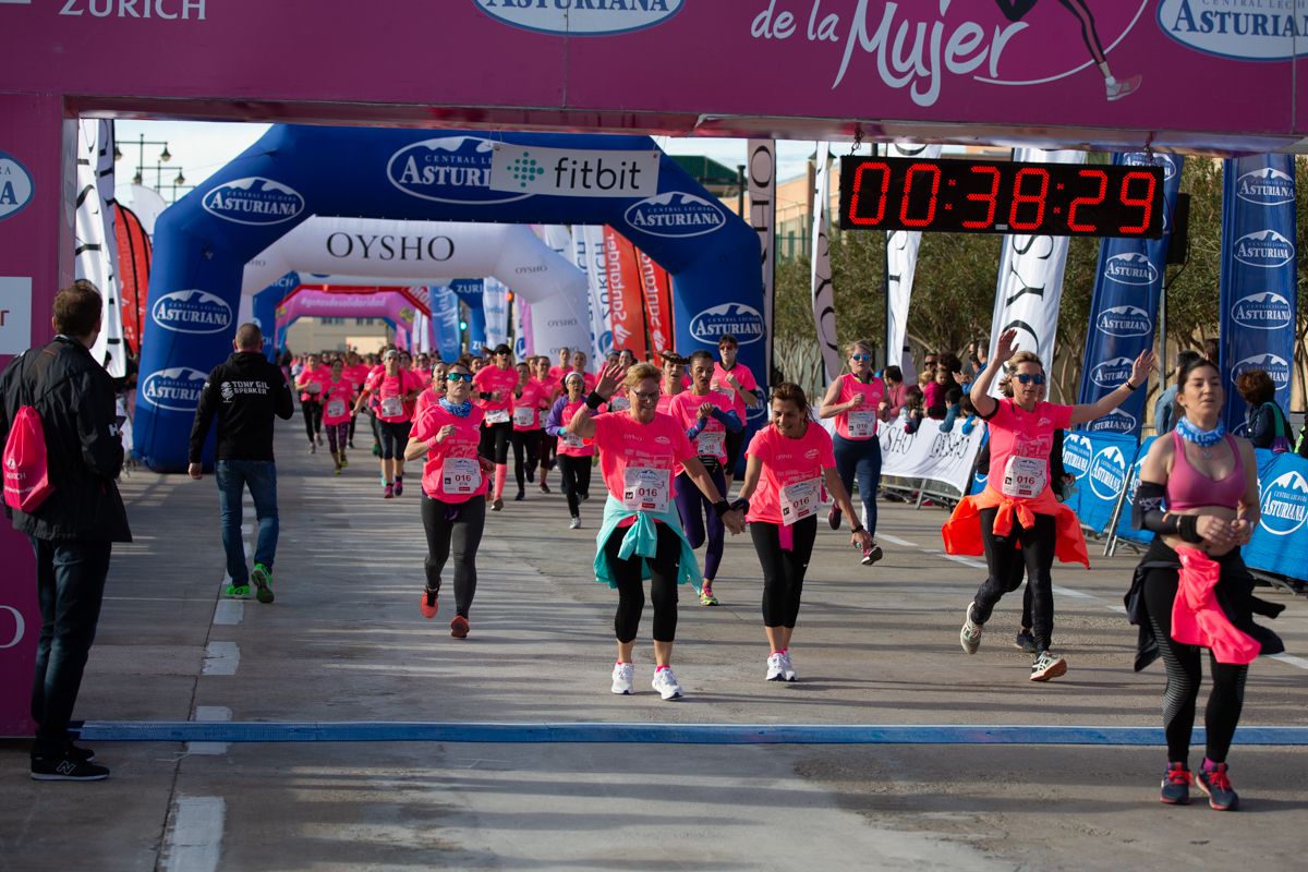 Carrera de la Mujer Central Lechera Asturiana de Valencia (38:03-39:01)