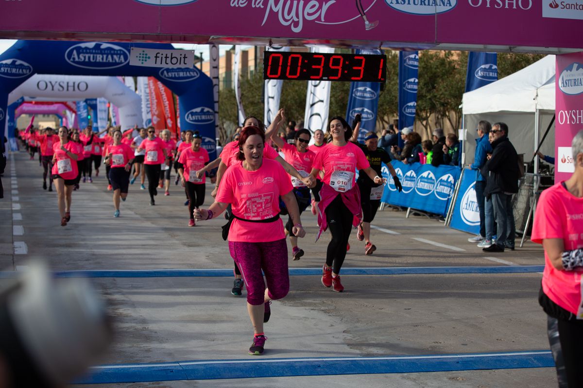 Carrera de la Mujer Central Lechera Asturiana de Valencia (39:02-39:49)